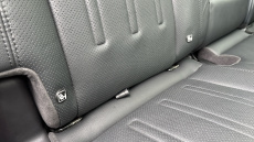 Land Rover Defender 3.0 D200 SE 110 5dr Auto Diesel Estate